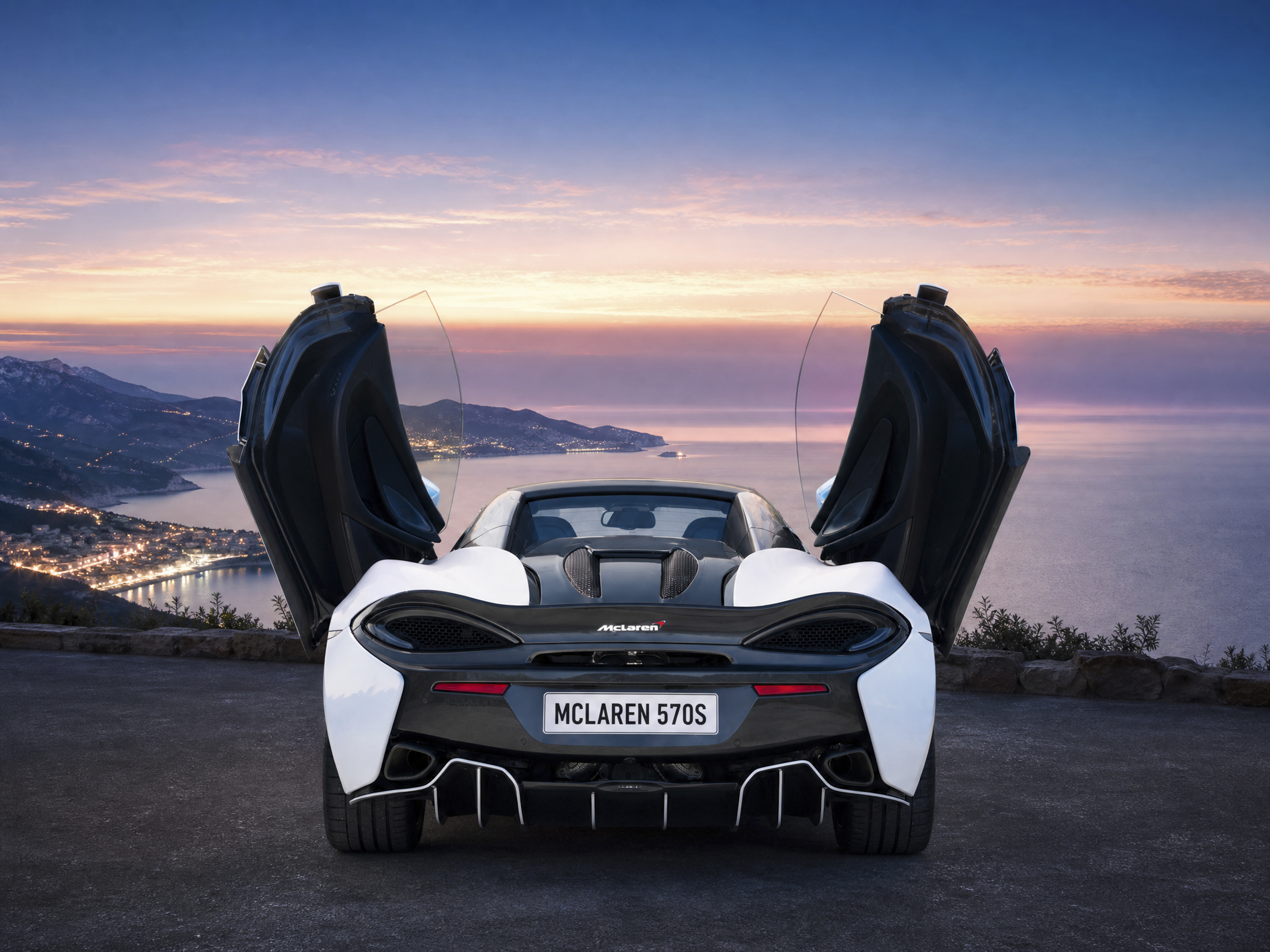 McLaren 570S — Groupe Astellia, photo Daniel Pelcat