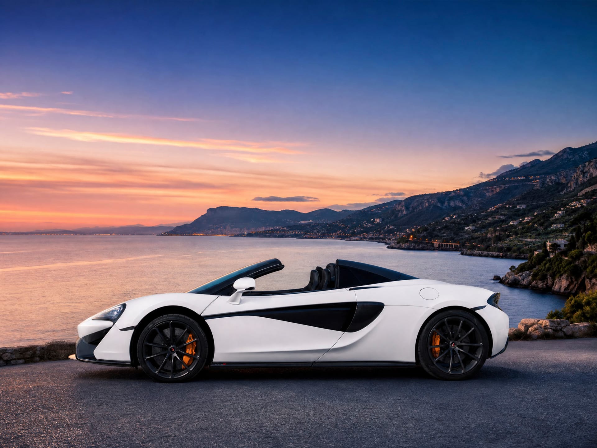 McLaren 570S — Groupe Astellia, photo Daniel Pelcat