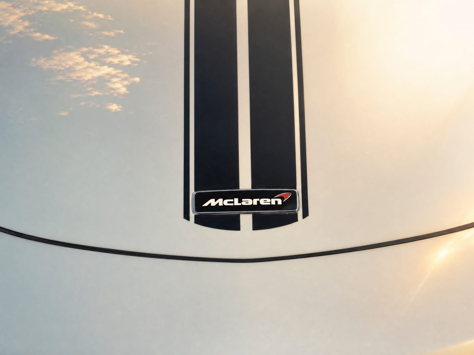 McLaren 570S — Groupe Astellia, photo Daniel Pelcat