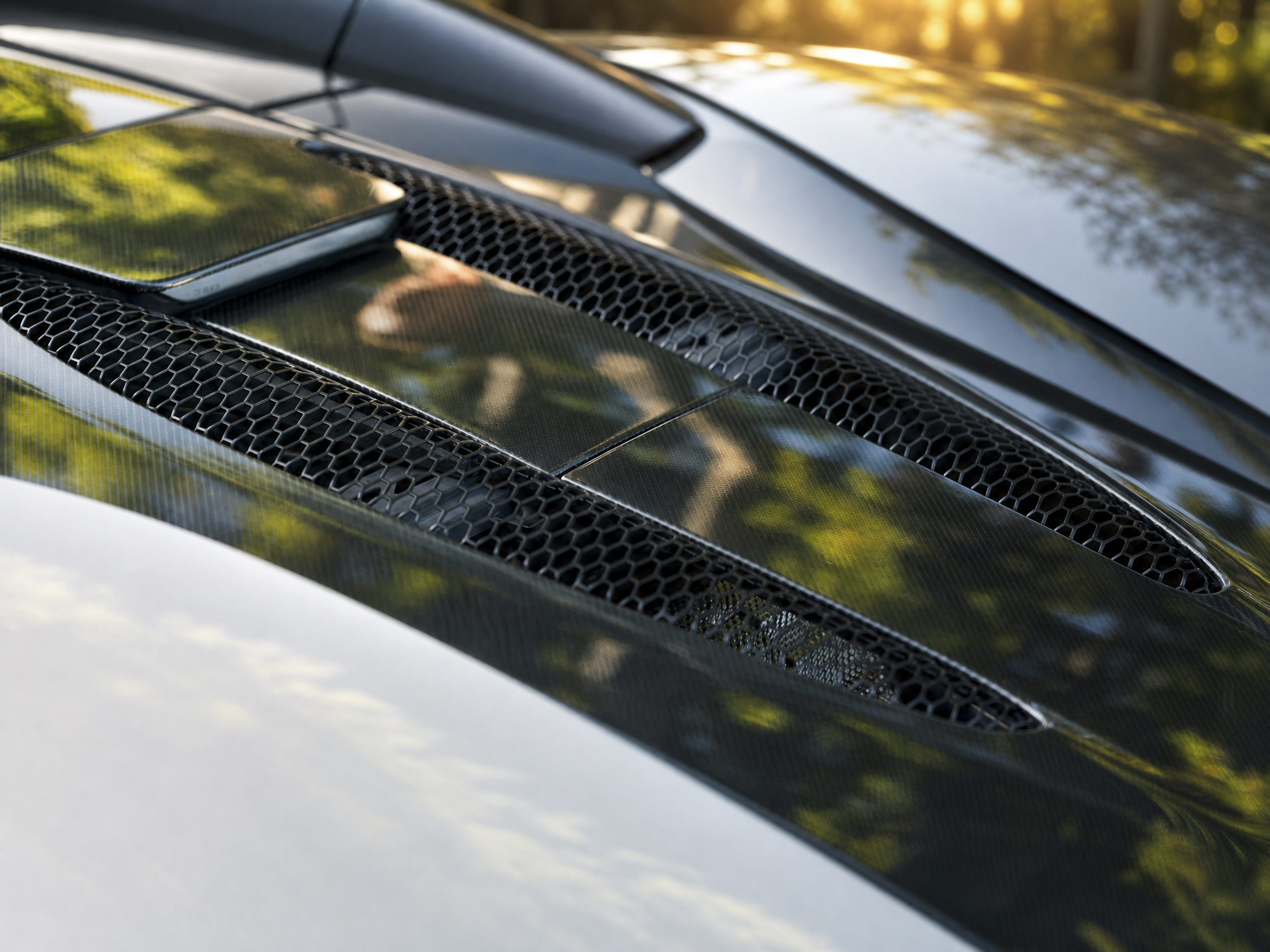 McLaren 570S — Groupe Astellia, photo Daniel Pelcat
