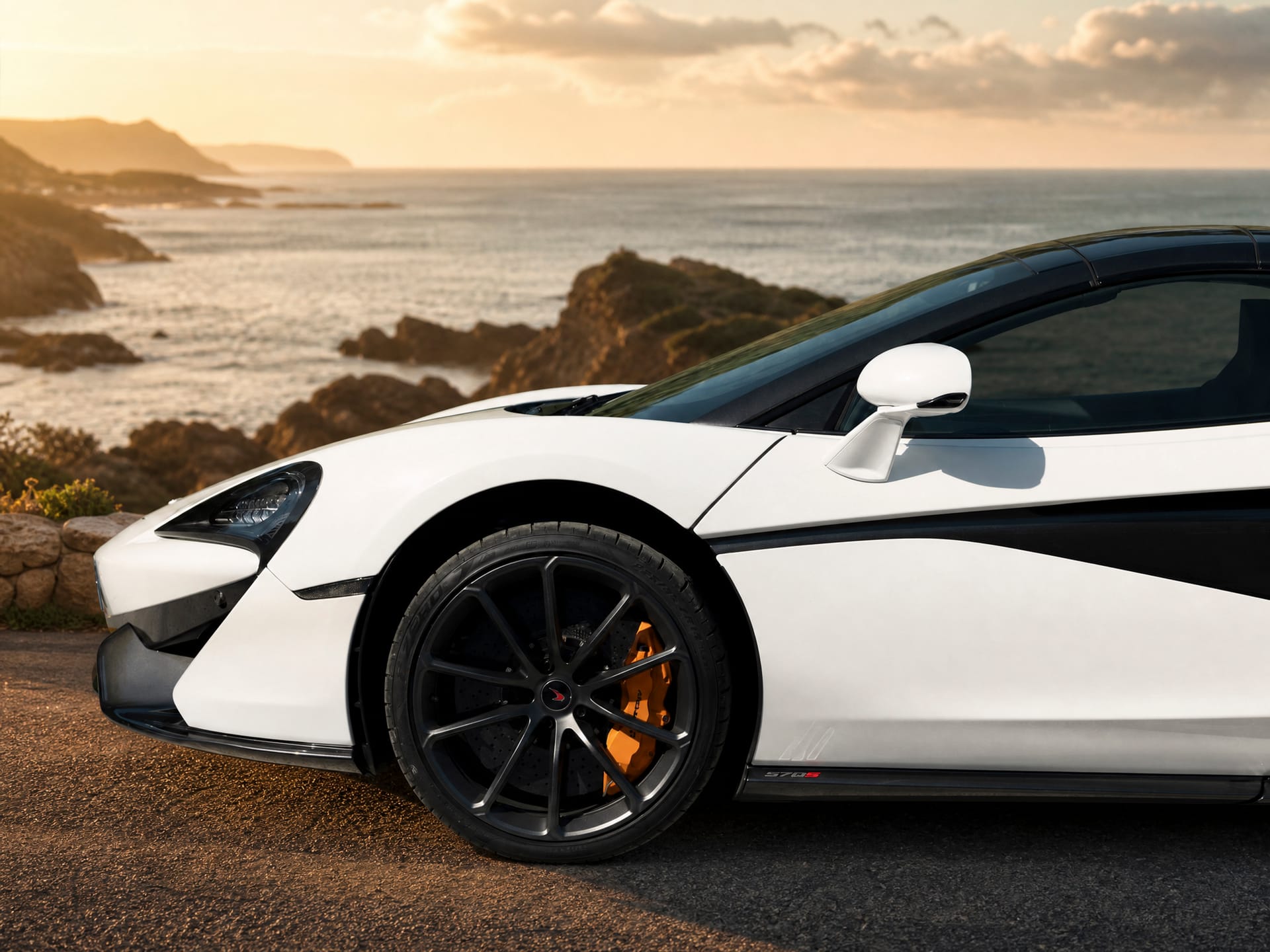 McLaren 570S — Groupe Astellia, photo Daniel Pelcat