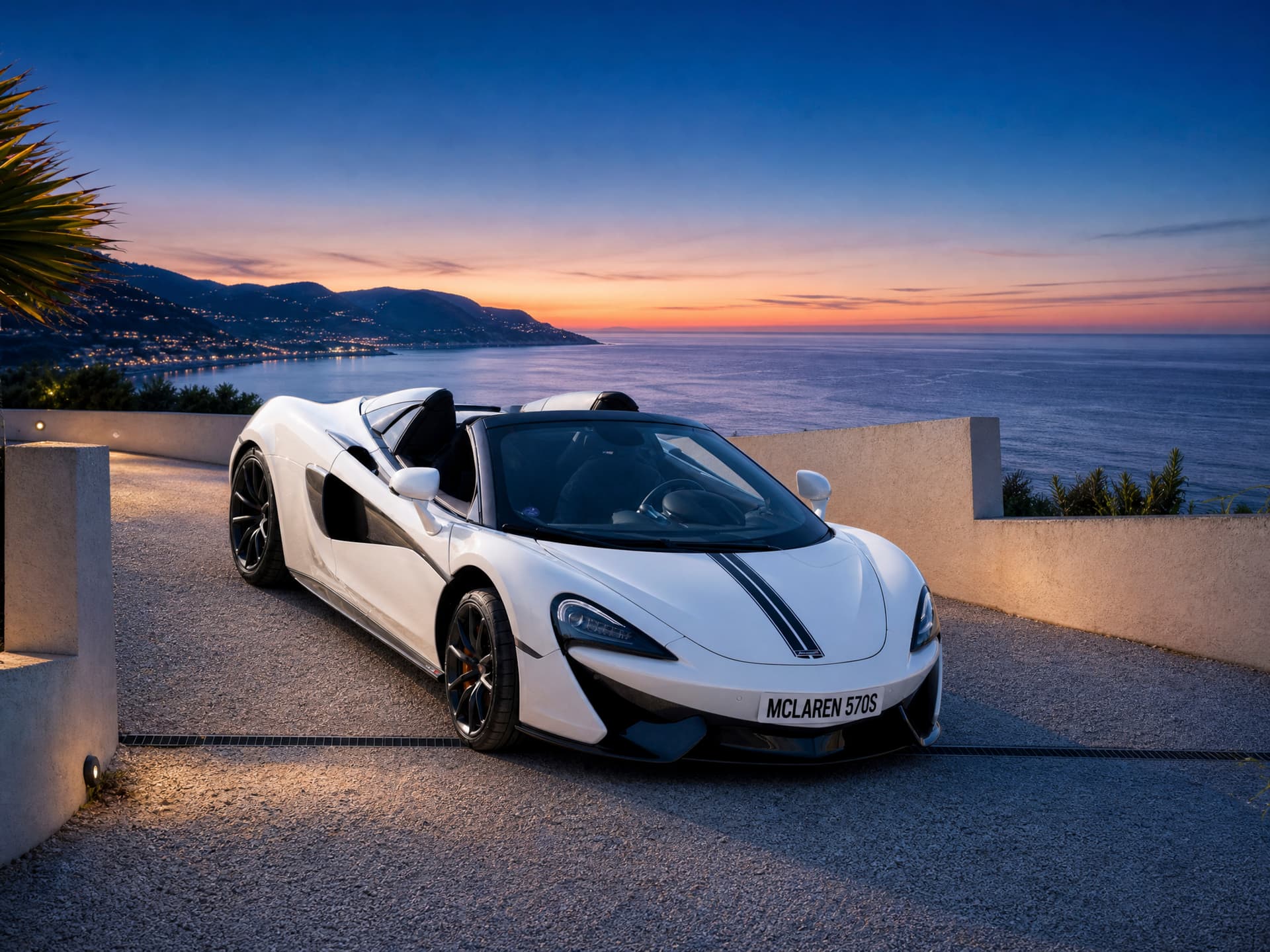 McLaren 570S — Groupe Astellia, photo Daniel Pelcat